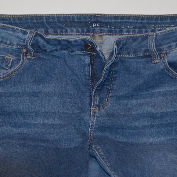 Crop Jeans - Picture 2 of 6